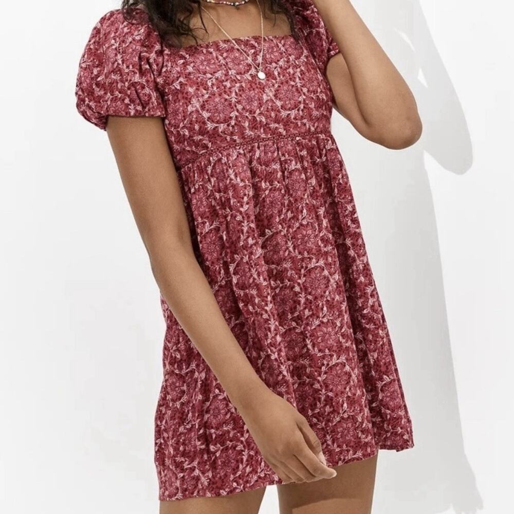 NWT American Eagle Floral Babydoll Puff Sleeve Mini Dress Burgundy Pink Small S